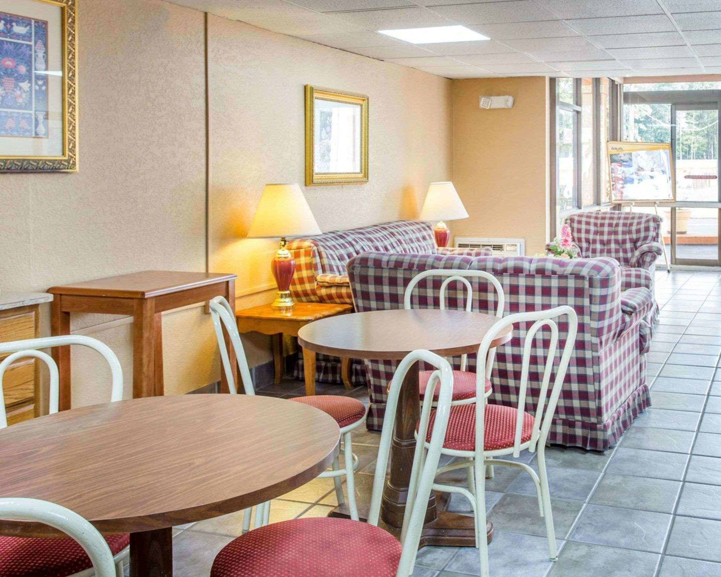 Rodeway Inn Stone Mountain Tucker Luaran gambar